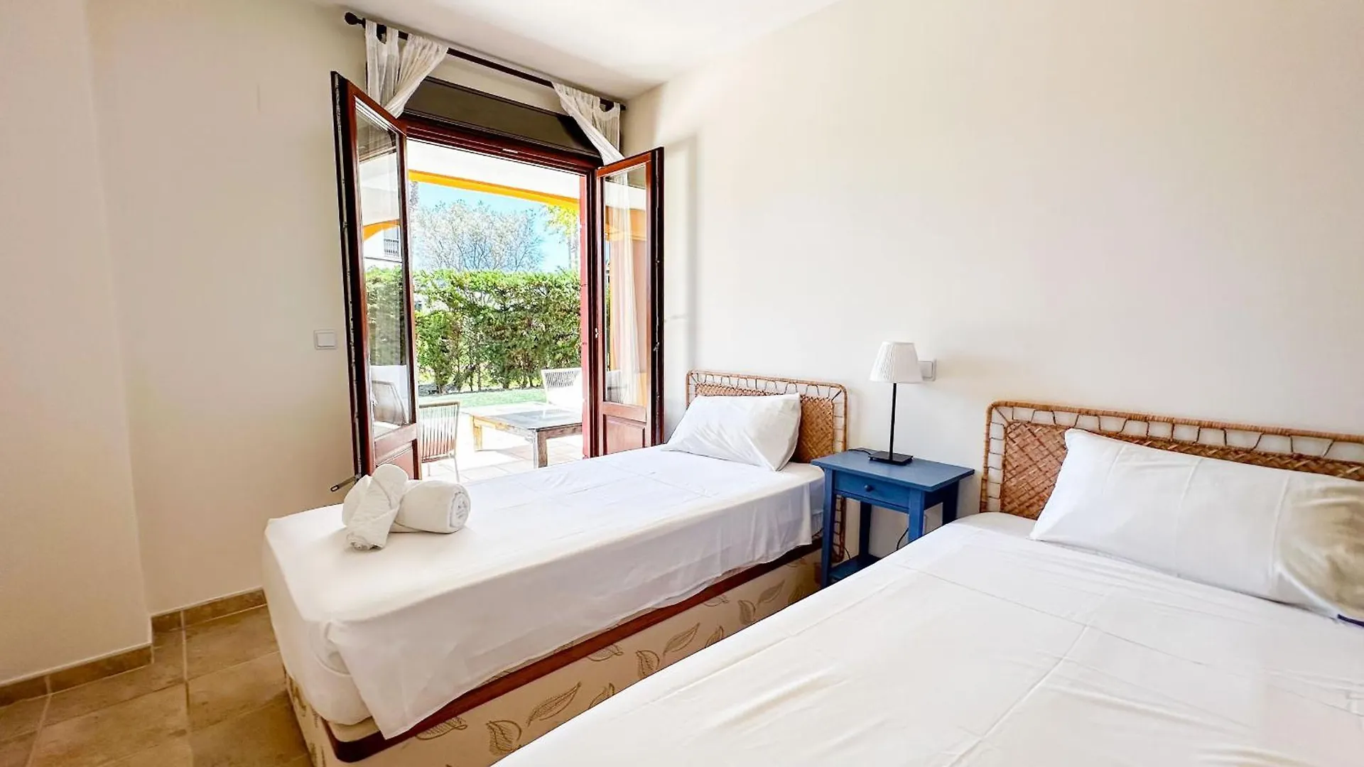 Beautiful Garden Apartment Sus01 Ayamonte