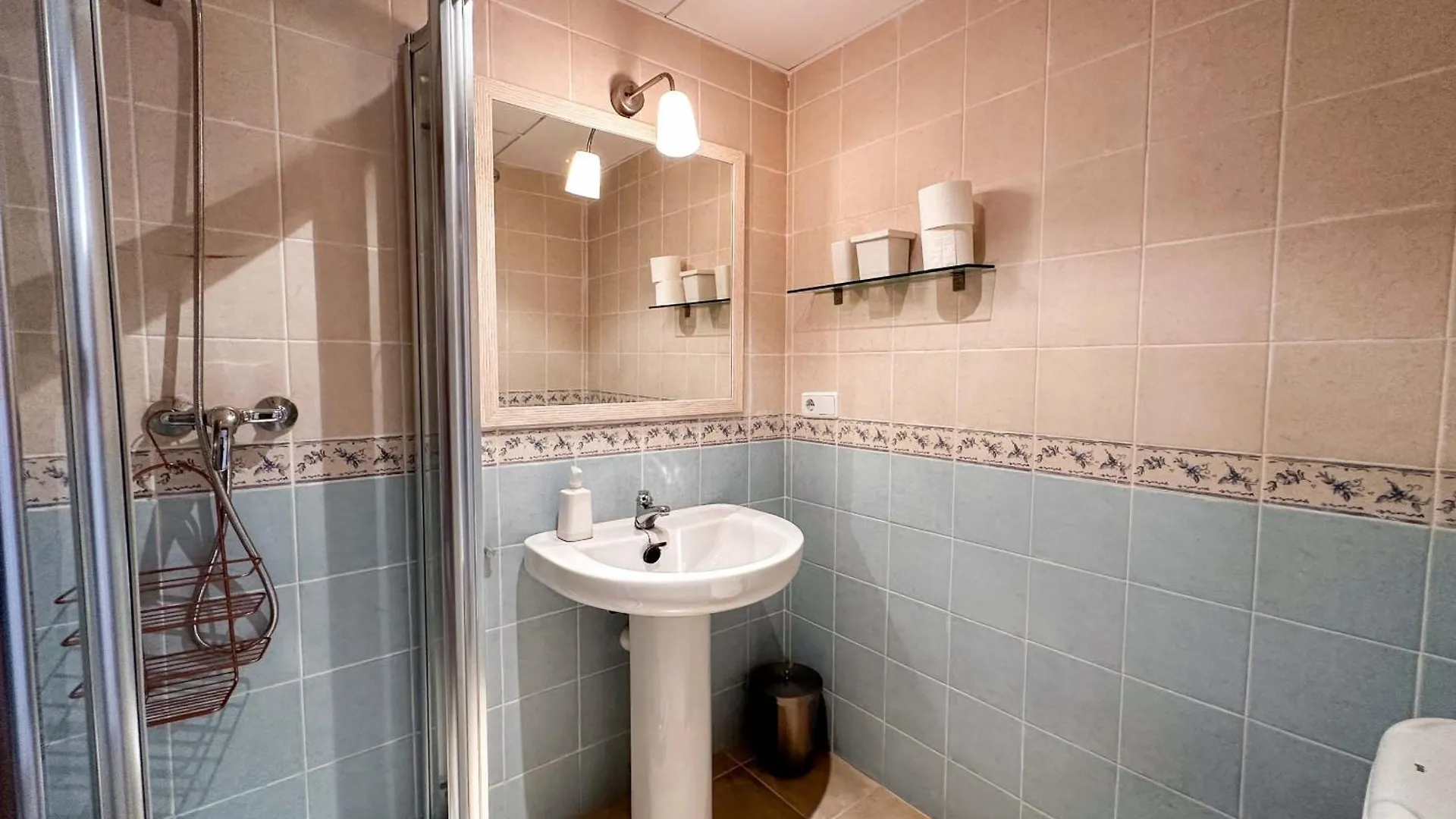 איאמונטה Beautiful Garden Apartment Sus01 0*,  ספרד