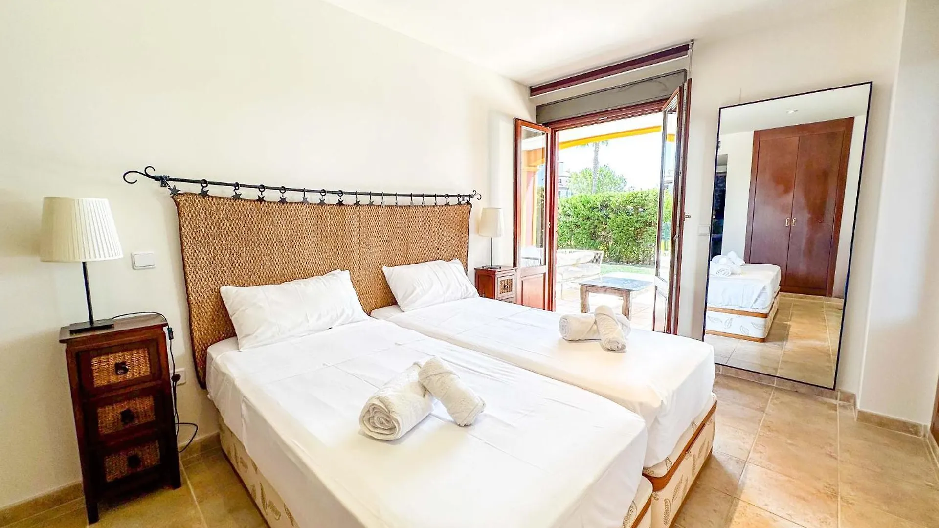 Beautiful Garden Apartment Sus01 Ayamonte